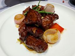本帮牛肉粒-屋里厢上海菜馆