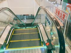 -经纬汇-停车场