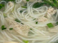 -粉八·云南米线·建水烧烤(常熟路店)