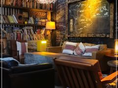 -城墙外BAR