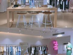 -nana showroom娜娜家服装店