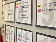 -百变天才机器人编程中心·信奥·VEX竞赛(领展购物中心店)