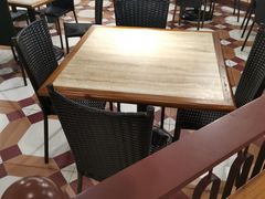 露天位-大食代美食广场(上海中心店)