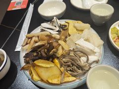 -野菌皇海景野生菌火锅(滨海大道店)