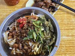 -灵山卢梅燕粉店