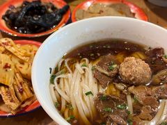 -矮子粉店1985·长沙米粉(湘春路店)