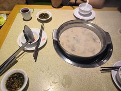 -煲大王猪肚鸡·椰子鸡火锅(红谷滩万达店)