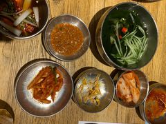 餐前小菜-姜虎东白丁烤肉(虹桥天地店)