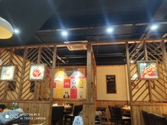大堂-阿里巴巴海鲜烧烤家常菜(黄岛店)