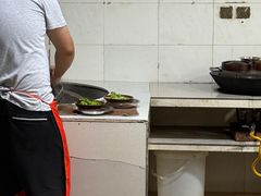 -乐山食古香跷脚牛肉