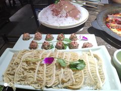 -红九格老火锅(三峡广场店)