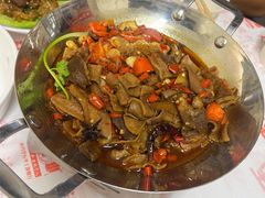 临川干锅牛杂-堂瓦里·33年传统赣菜(第一街区店)