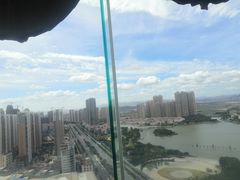 -荣誉国际酒店-云顶旋转餐厅
