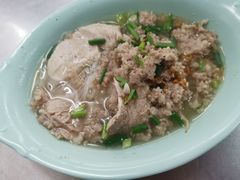 猪肉细米粉汤-榮泰米粉湯(Left Shop)