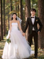 -巴黎时尚婚纱摄影(南汇店)