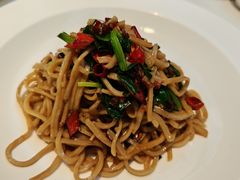 -阿瓦山寨·湘菜现炒·剁椒鱼头王(咸阳总店)