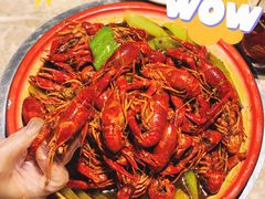 -沪小胖小龙虾(淮海中路旗舰店)