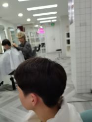 -米娜护肤造型