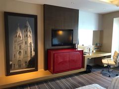 -青岛富力艾美酒店