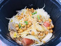 -小蛮椒麻辣烫·麻辣拌(青浦宝龙店)