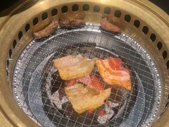 -山川小町·极番烧肉(新地假日广场店)
