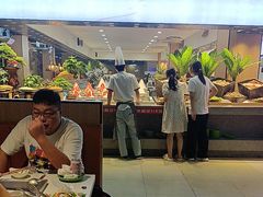 -新艺自助美食城(中山路店)