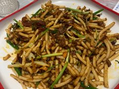 -华仔龙虾(永乐路总店)