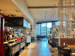 -松咖啡自助餐厅·松北香格里拉