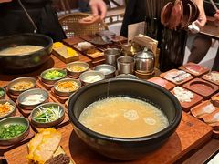 -银米·云南传统过桥米线(双廊黑金冠店)