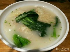 -新澳港式茶餐厅(余姚路店)
