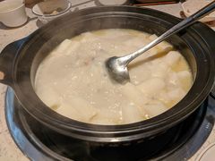 竹笙王猪肚鸡-顺德公广东猪肚鸡·煲仔饭(白石洲店)
