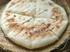 丽江粑粑-阿婆情腊排骨火锅(金虹路店)