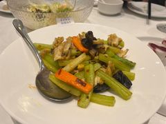 -万龙洲海鲜(大兴绿地缤纷城店)