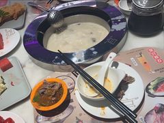 -煲宫猪肚鸡(晶品店)