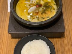 -阿香米线(大唐西市大润发店)