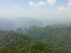 茱萸峰上看太行-云台山风景名胜区