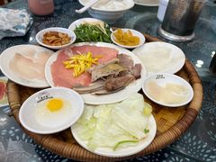 -桥香园云南过桥米线(金马碧鸡店)