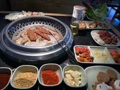 -梨花自助烤肉(乐宾店)
