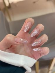 -丽心自助美甲美睫