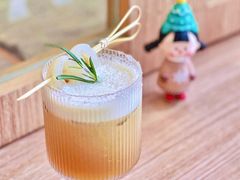 白女巫-Oasis coffee燕谷咖啡(公信店)