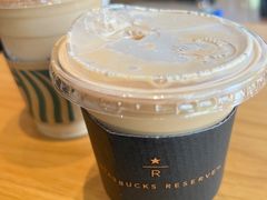 榛果风味拿铁-星巴克臻选(湖滨道店)