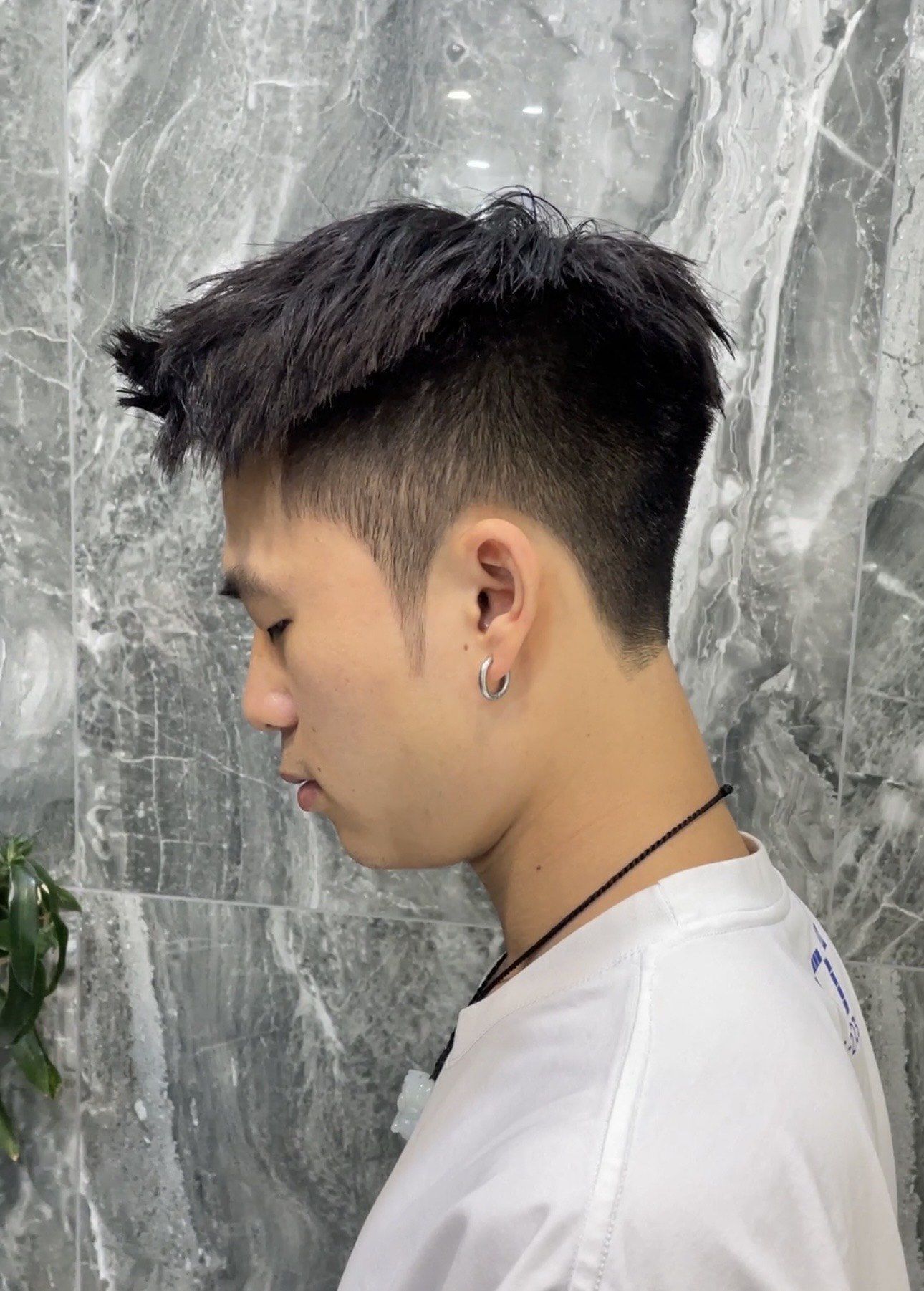 干练的男士发型 男生短碎发