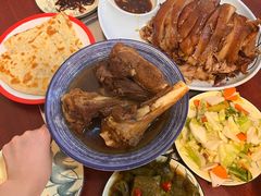 -聚首堂·特色小吃·肘子(什刹海德胜门店)