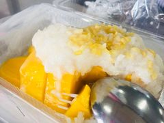 芒果糯米饭100泰铢-红大哥水门鸡饭(總店)