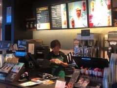 -星巴克臻选(上海长风大悦城店)