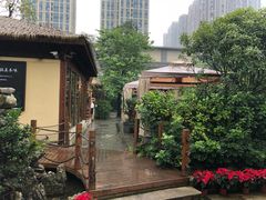 -二荆条·蜀鲜汇城市森林火锅