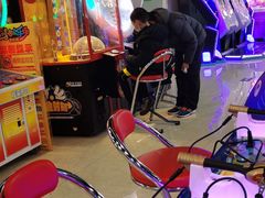 -嘻哈欢乐场(华宇广场店)