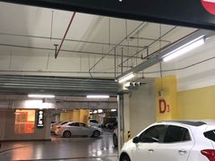 -环球港-停车场