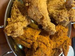 -BHC炸鸡(明洞总店)