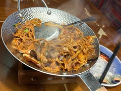 -雀舞云南菜(天津天河城购物中心店)